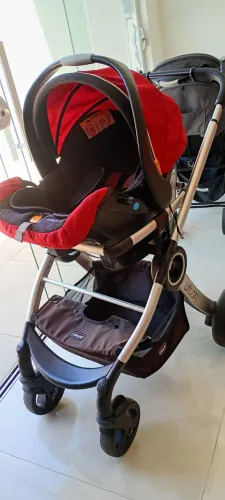 Carrinho para bebê completo (CHICCO) carrinho que vira berço 