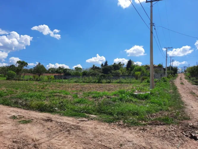 Terreno à venda, 1357 m² por R$ 91.000,00 - Collinas dos Alpes - Porangaba/SP