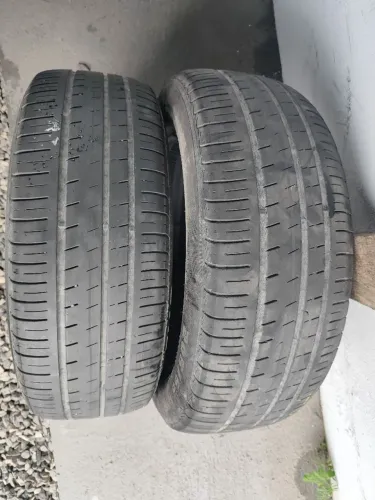 Par de Pneus aro 16 medidas 205/55 R16.