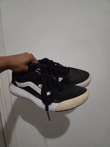 Tênis Vans ultrarange 