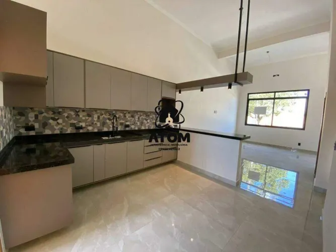 Casa em condomínio à Venda em Pinheiros de Tremembé, Tremembé - SP