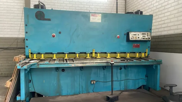 guilhotina hidráulica omada 3mtsx9mm, dobradeira fermasa hidráulica cn 3mtsx160ton