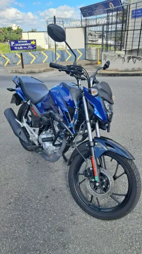 Vendo moto honda fan 160 impecável,  moto com apenas 1.518 quilômetros rodados. 
