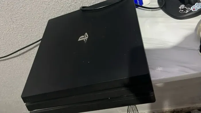ps4 playstation 4 PRO 1TB