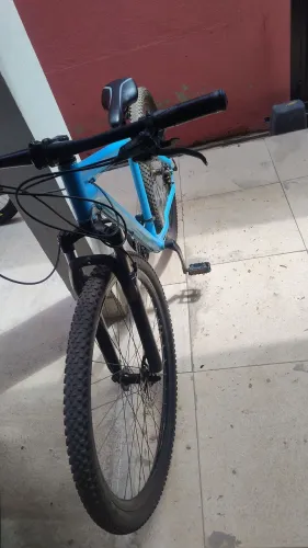Vendo bicicleta track aro 29