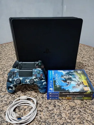 Ps4 Slim 500 GB + 2 controles + 3 Jogos