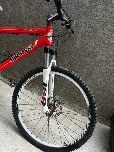 Bicicleta GIOS aro 26 Usada 