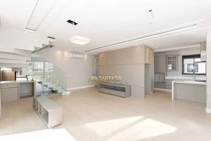 Cobertura Duplex Mobiliada à Venda no Juvevê 2 Suítes, Terraço Exclusivo com Churrasqueir