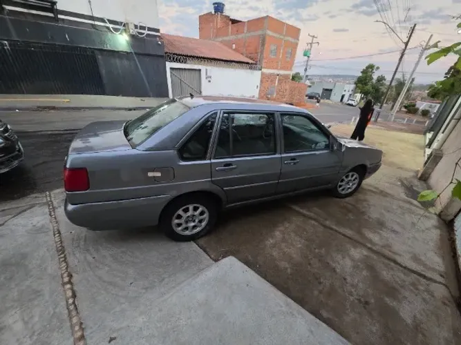 Volkswagen Santana 1.8 MI (álcool) 2005