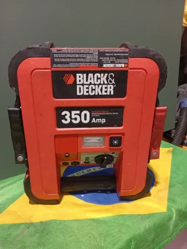 Carregador de bateria. Leia o anúncio 