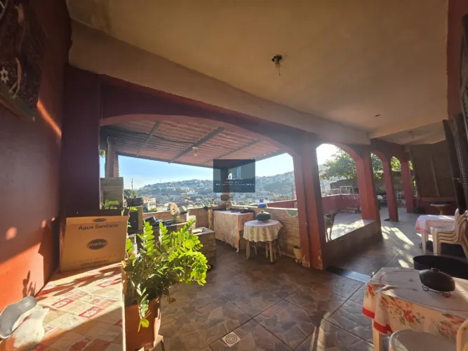 CASA NO RIBEIRO DE ABREU -3 QUARTOS COM 1 SUÍTE E 2 VAGAS.