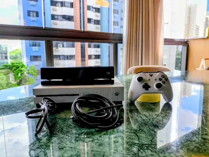 Xbox One S 1TB Original com Controle + Kinect Completo
