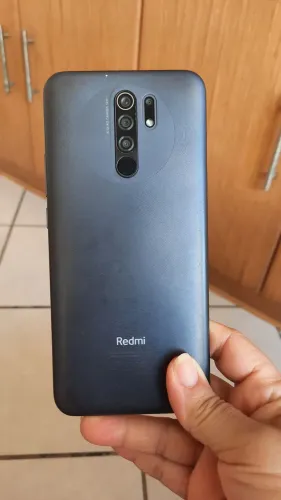 Vendo Redmi 9 Fnc Dual Slim 64 GB 4gb Ram