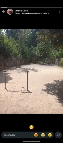 Terreno com uma casa de madeira em Benevides 