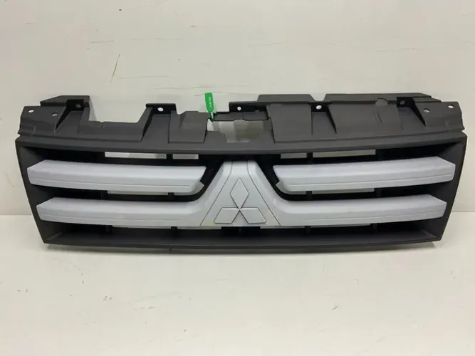 Grade Mitsubishi Pajero Full 2008 2009 2010