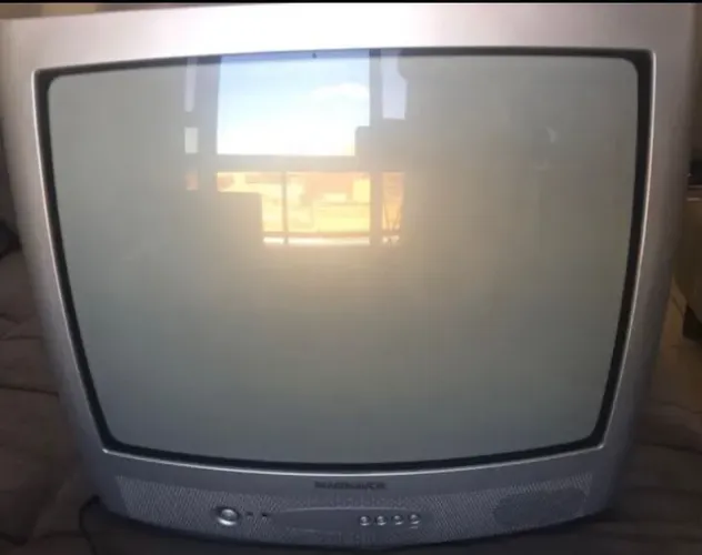 Tv tubo Magnavox em excelente estado