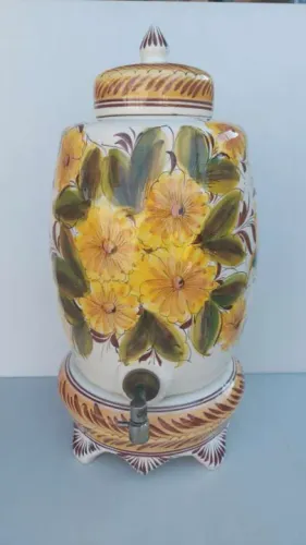 Filtro talha em porcelana pintado a mão Leia a descrição 