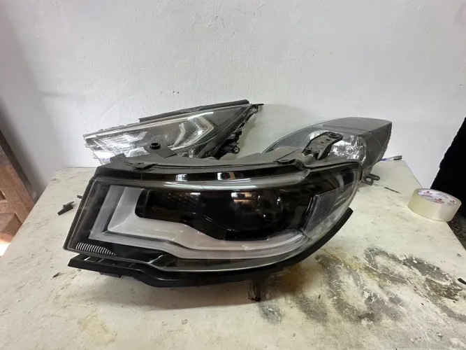 Farol jeep compass 2018/2020