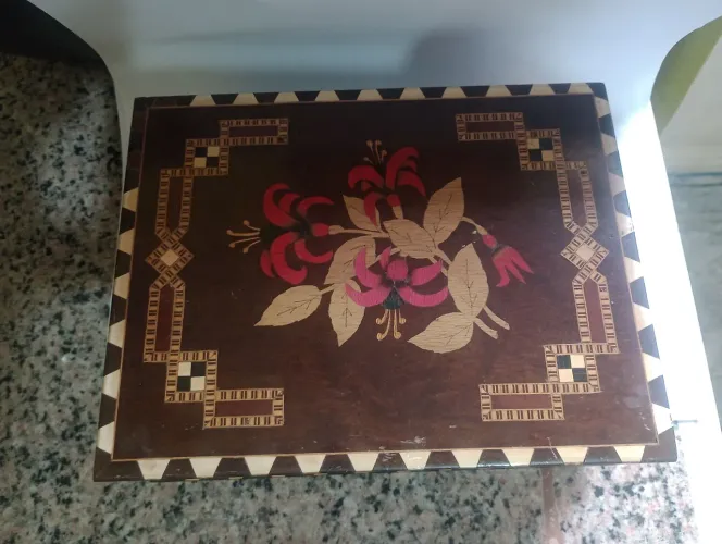 Porta jóias  em Marchetaria Vintage- Sopper e Cia Ltda