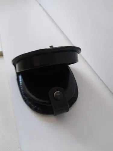 Porta moedas de couro preto