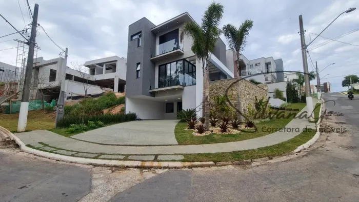 CASA PARA VENDA NO CONDOMINIO MOSAICO DA SERRA COM 300m² E 4 SÚITES/ MOGI DAS CRUZES SP