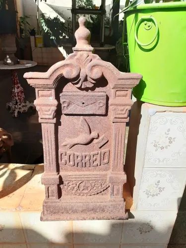 Caixa de correio ferro fundido