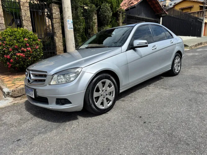 Mercedes-Benz C-200 Kompressor Classic 1.8 16V Aut. 2010