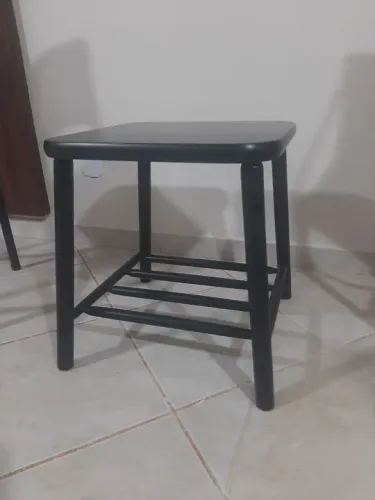 Mesa de canto ou centro madeira preta - Tok Stok