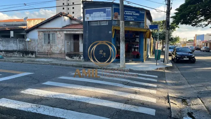 Ponto Comercial / Avenida Brasil / Monte Castelo / 1 sala / 02 banheiros / 336m² / São Jos