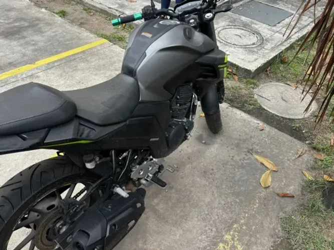 Moto Fazer 250 ano 2023/24