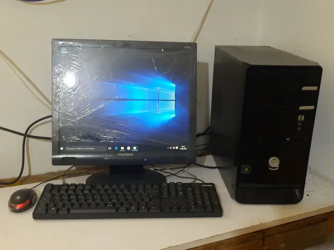 PC completo Monitor 17polegadas core2duo