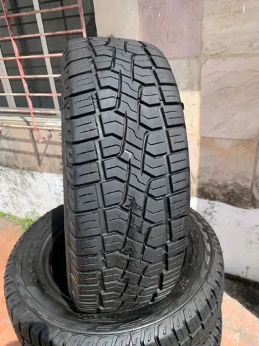 Pneu 205/60 R15 semi novo padrão fifa é aqui na AG Pneus!