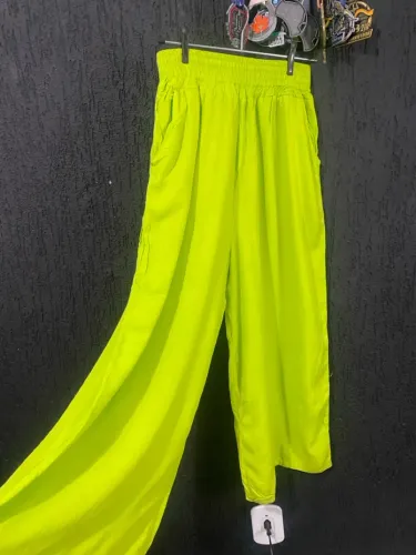 Calça Feminina Verde