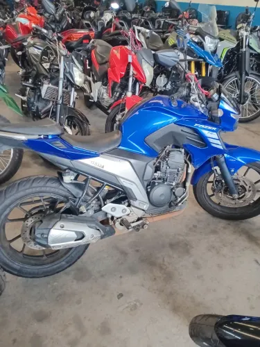 Yamaha FZ25 2023 Vitória motors
