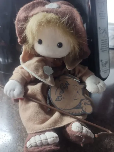 Boneca de Pelúcia