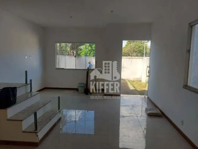 Casa com 3 dormitórios à venda, 130 m² por R$ 680.000,00 - Itaipu - Niterói/RJ