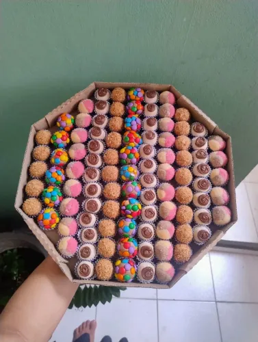 Brigadeiro para sua festa personalizada 
