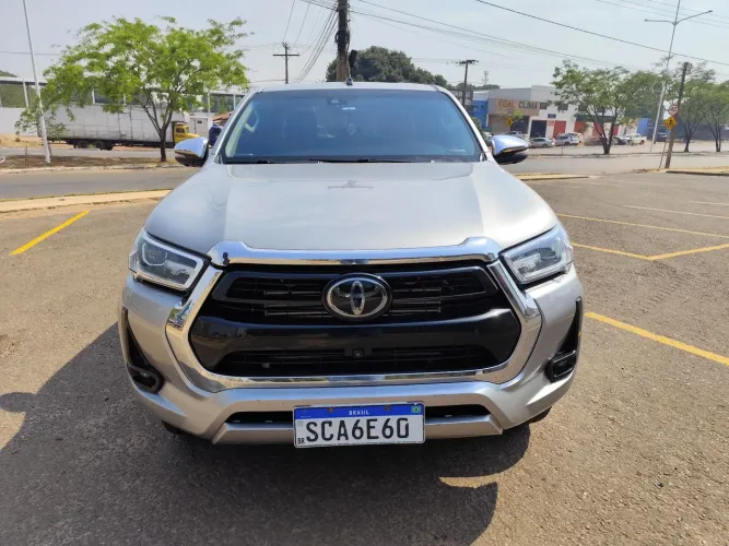 Toyota Hilux CD SRX 4X4 2.8 TDI 16V Diesel Aut. 2022