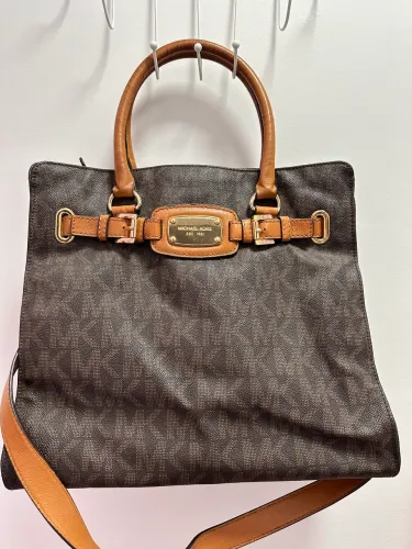 Bolsa Michael Kors original - clássica, espaçosa e elegante