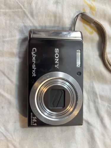 Sony cybershot DSC-w370