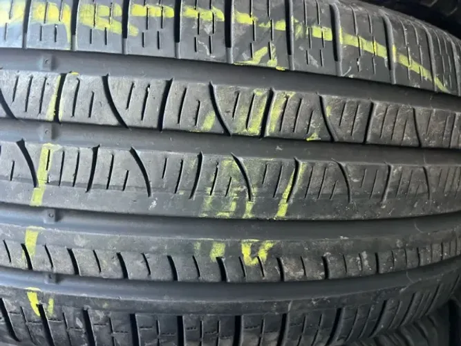 Pneu 225/55/18 85 % Vida Util.