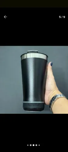 Copo térmico com caixa de som Bluetooth