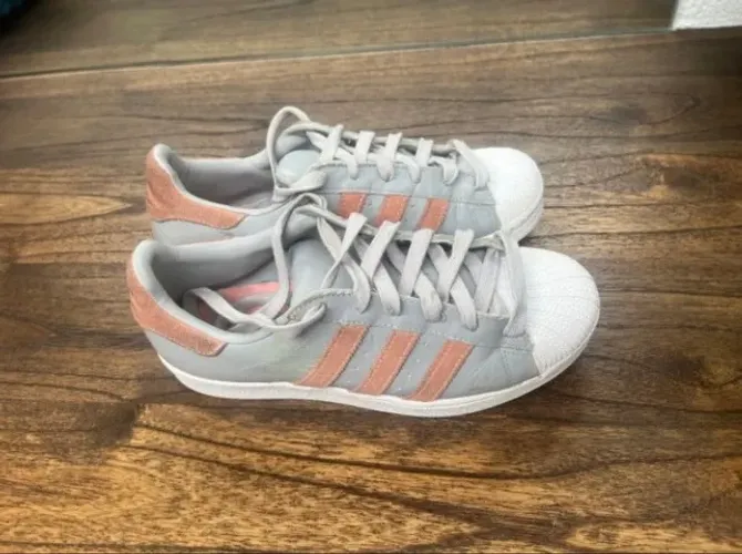 tênis adidas super star feminino- n.34/35