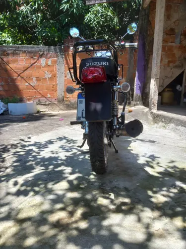 Vendo moto suzuki intruder 125 2012 so Vendo 