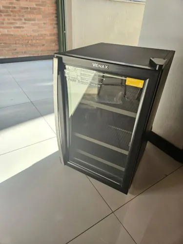 Cervejeira slim 86L Venax pronta entrega 