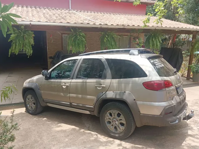 Fiat Palio Week. Adv. Italia 1.8 Flex 16V 2012