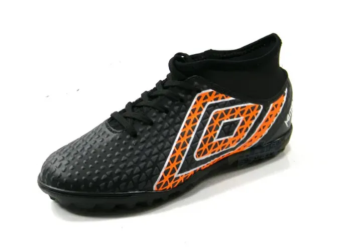 Chuteira Umbro MUTANT Society pto infantil