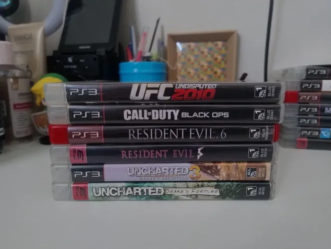Coleção PS3 - UFC 2010, Call of Duty, Resident Evil e Uncharted
