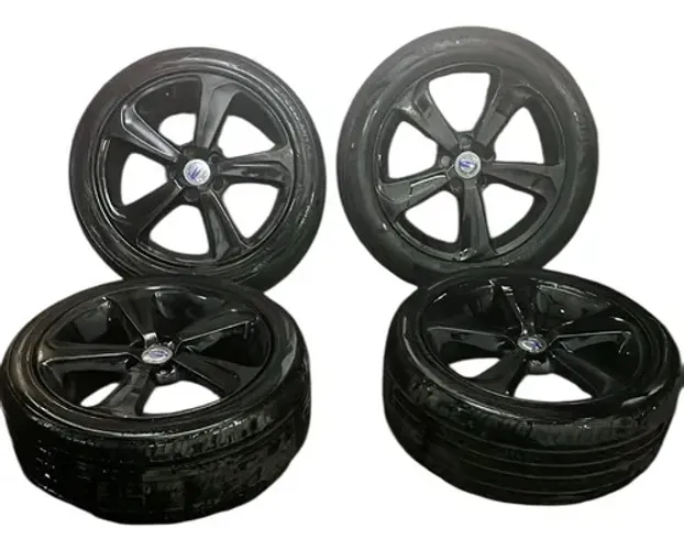 Jogo Rodas 17 C/ Pneus Volvo V40 2013/2021