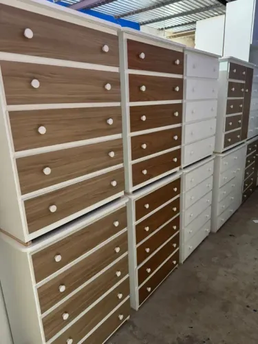 Cômoda 5 gavetas -- 105